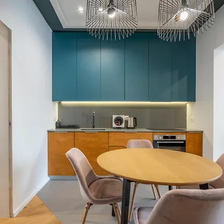 The Right Choice 14 *