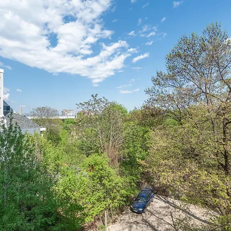 The Right Choice 14 *