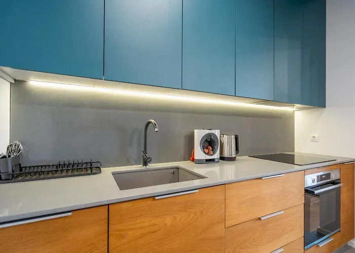 The Right Choice 14 *