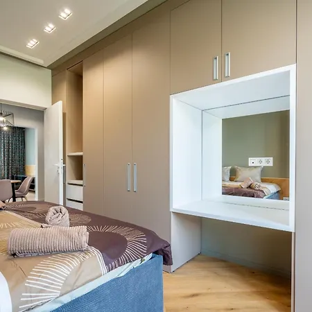 The Right Choice 14 * София