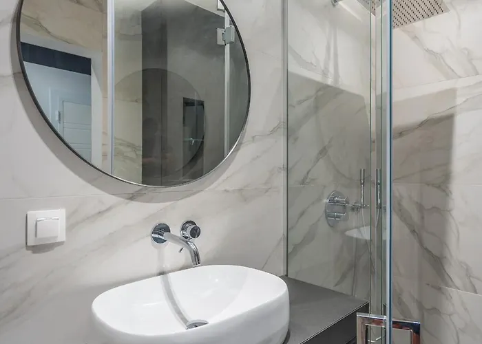 The Right Choice 14 *